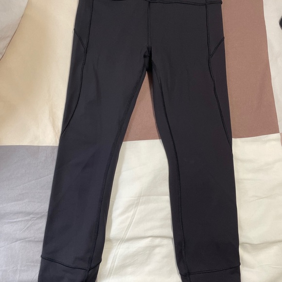 Lulu Inmovement Leggings 25” - Picture 2 of 6